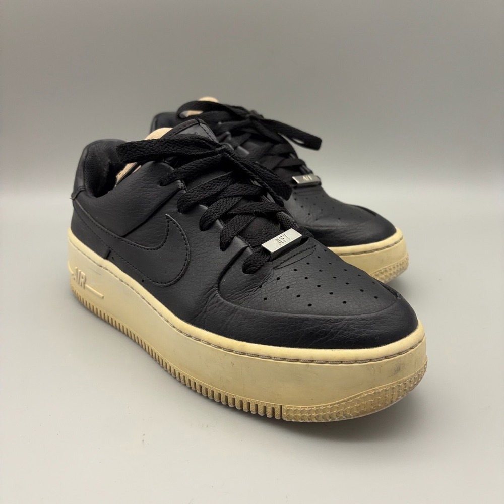 Nike Air Force 1 Sage Low Women Size 8 Black Platform Sneakers Streetwear Swoosh
